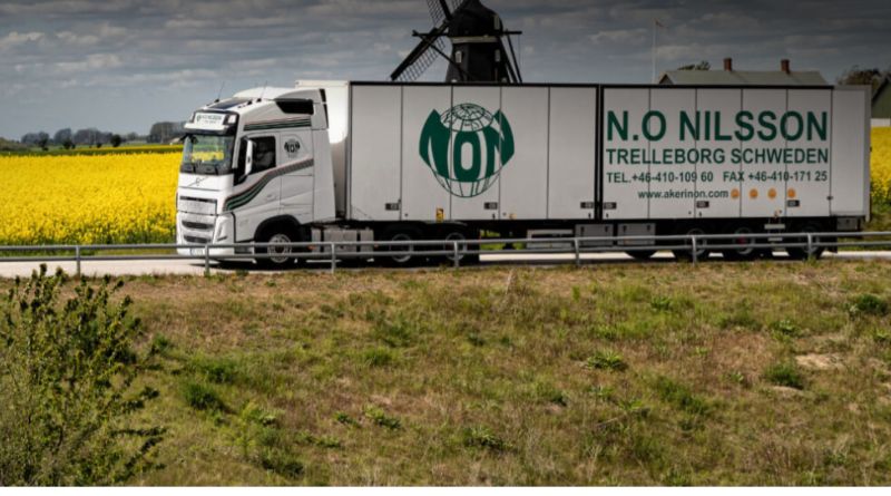 Åkeri AB Nils-Olof Nilsson transporterar gods över hela Europa med fokus på kvalitet och miljöanpassning.