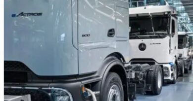 Mercedes-Benz eActros 600 vid fabriken i Wörth – en symbol för framtidens utsläppsfria transporter.