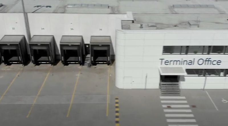 DSV:s terminal i Hedehusene finns redan laddstolpar för ellastbilar.